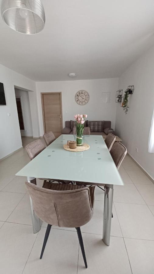 Apartmani Sara Bibinje Exterior foto